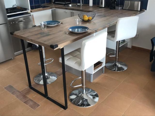 Stunning Sea Views From Luxury 4 Bed Apartment Close To Beach At Cap Ras يانكا المظهر الخارجي الصورة